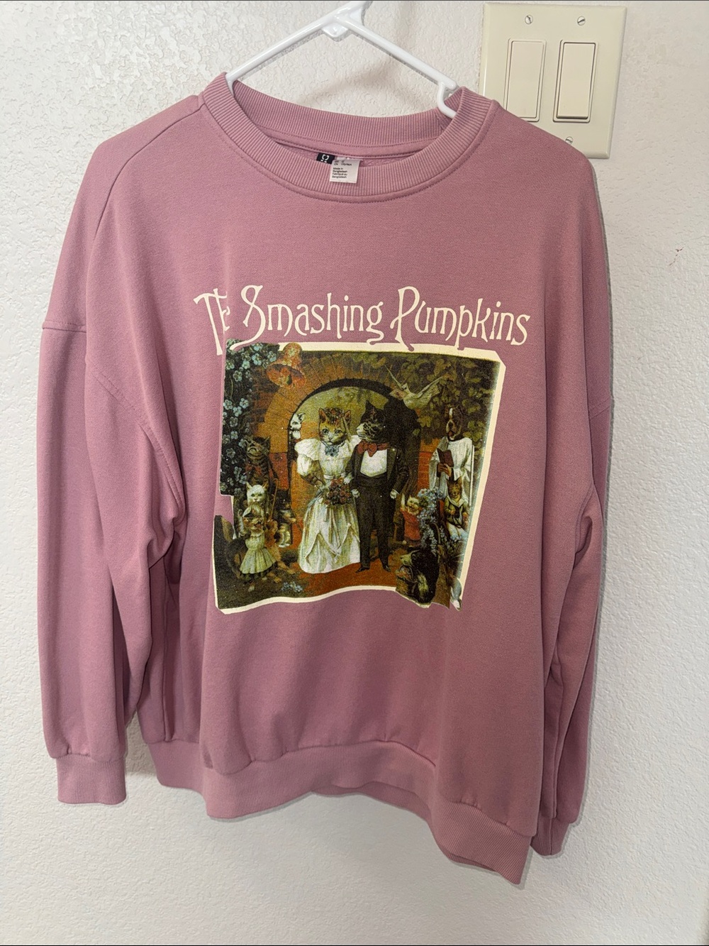 H&M Mauve Smashing Pumpkins Graphic Crewneck Sweater